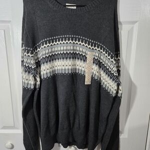 St. John's Bay Men's Dark Gray and Cream Crewneck Sweater